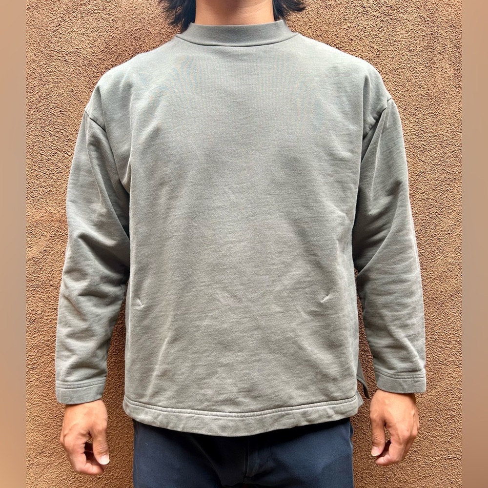NWOT MUJI Crew Neck Pullover with Pockets